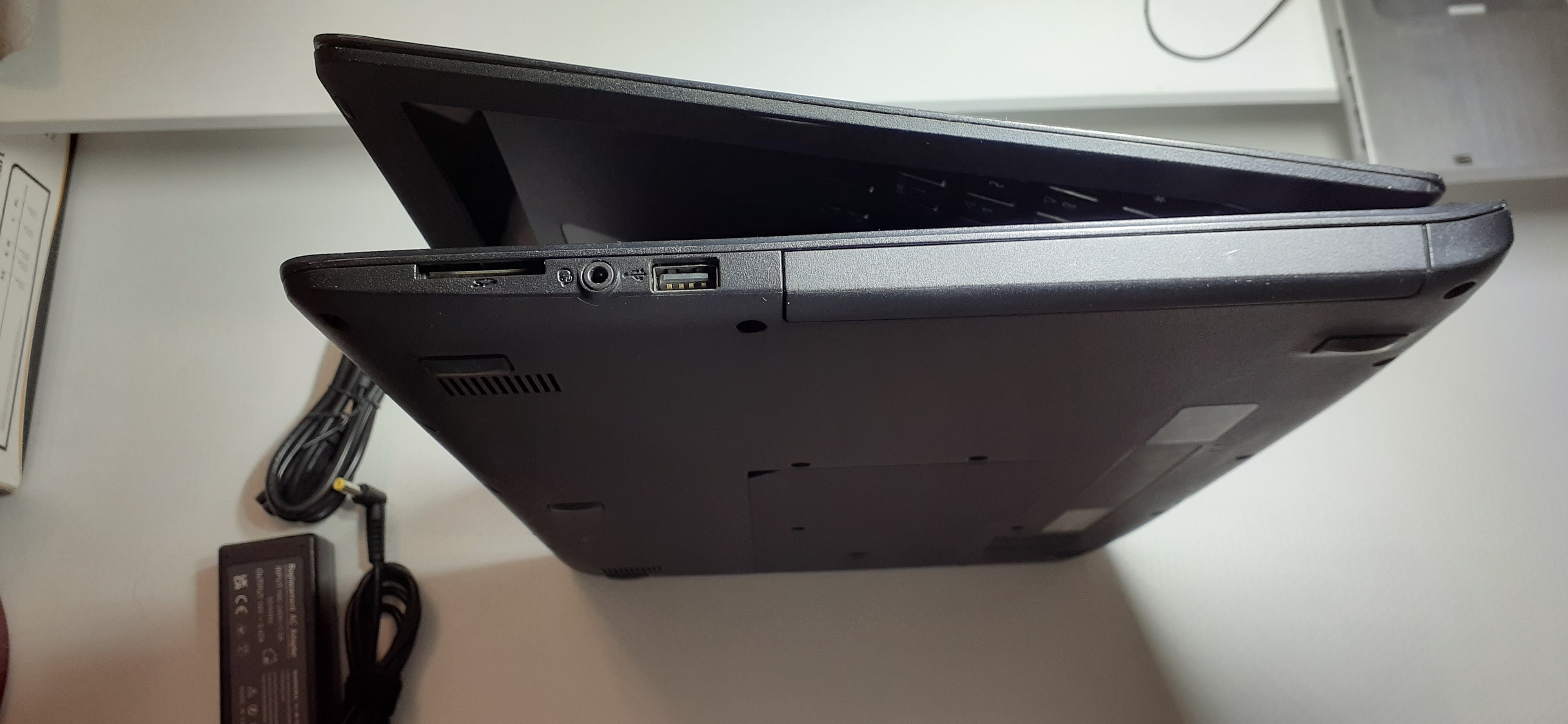 Acer Aspire ES1-533