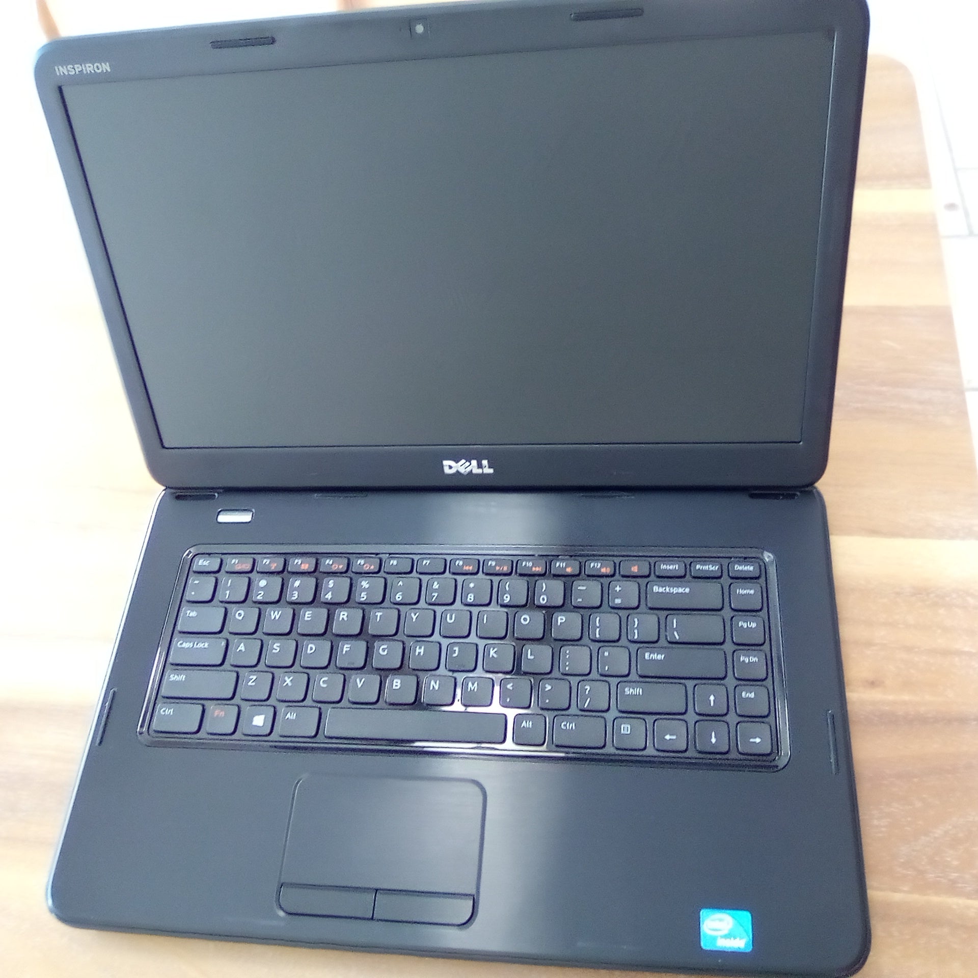 Dell Inspiron 3520 8MP9V A01