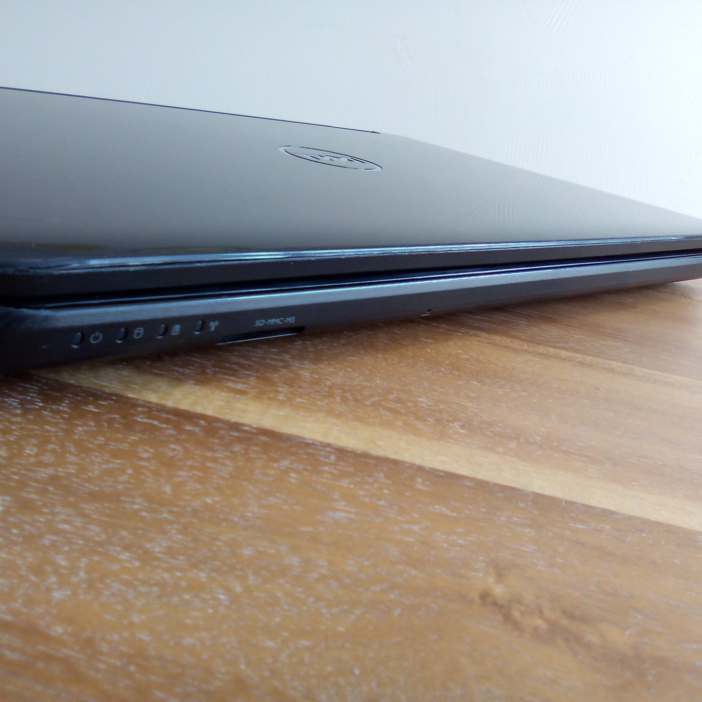 Dell Inspiron 3520 8MP9V A01
