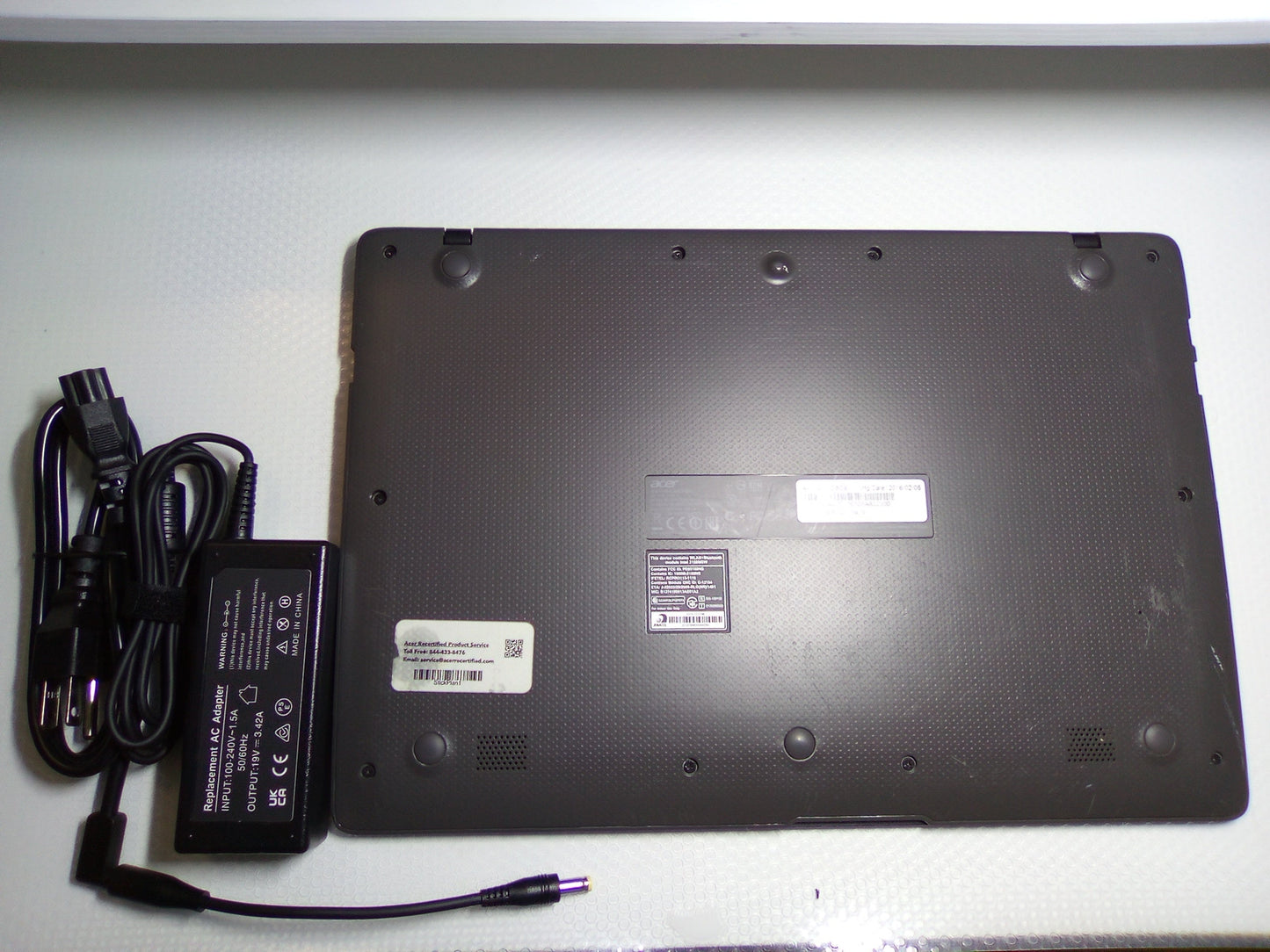 Acer Aspire One Cloudbook 14 (AO1-431)